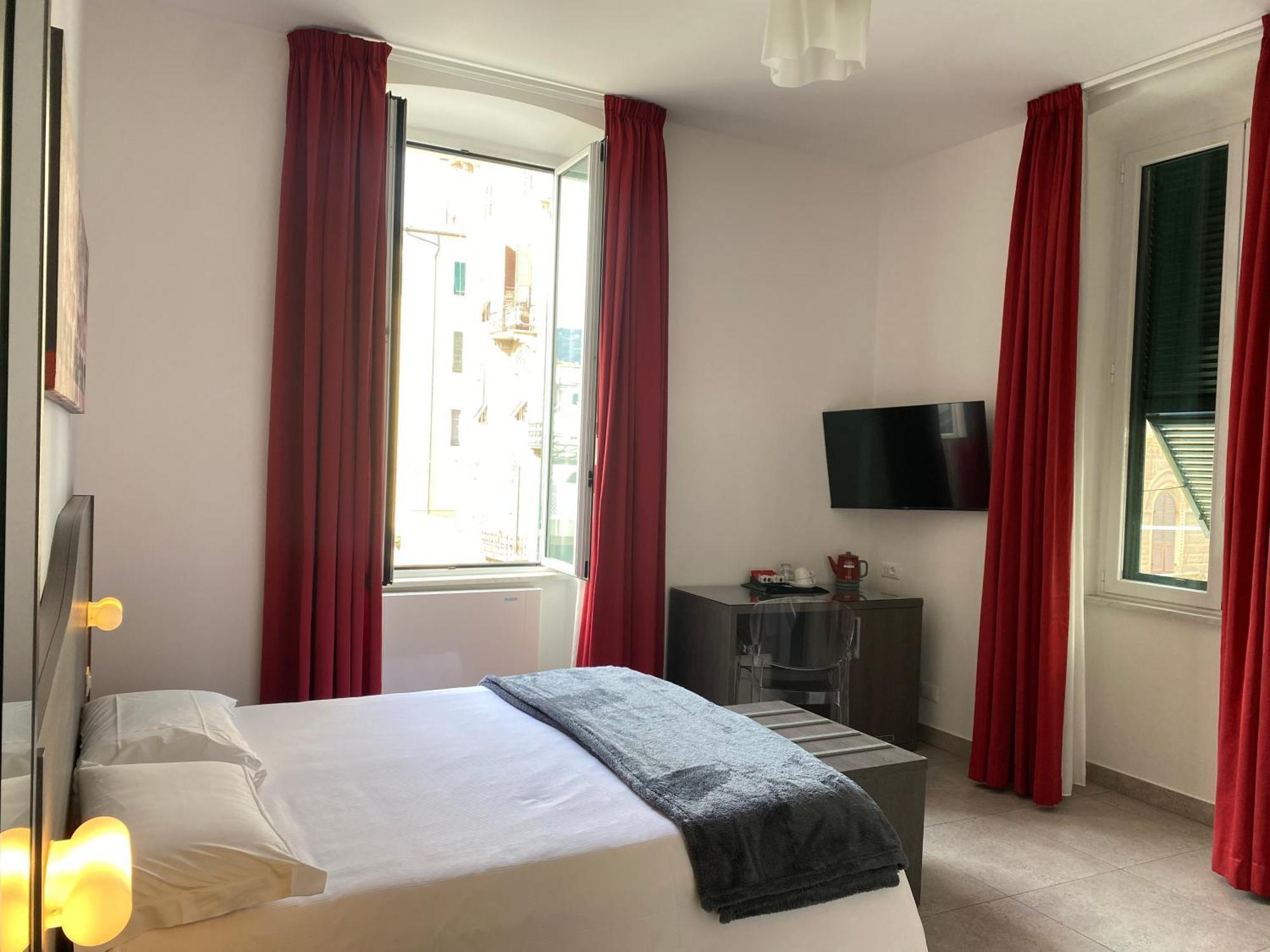 54 Rosselli Rooms La Spezia Exteriér fotografie